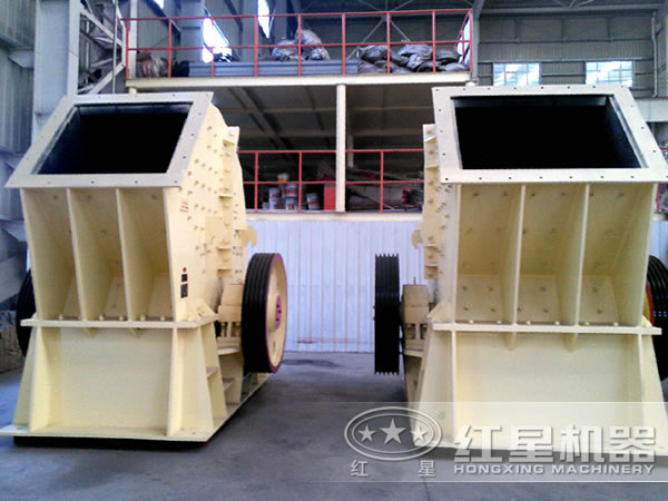 重錘式破碎機(jī) 重錘式破碎機(jī)