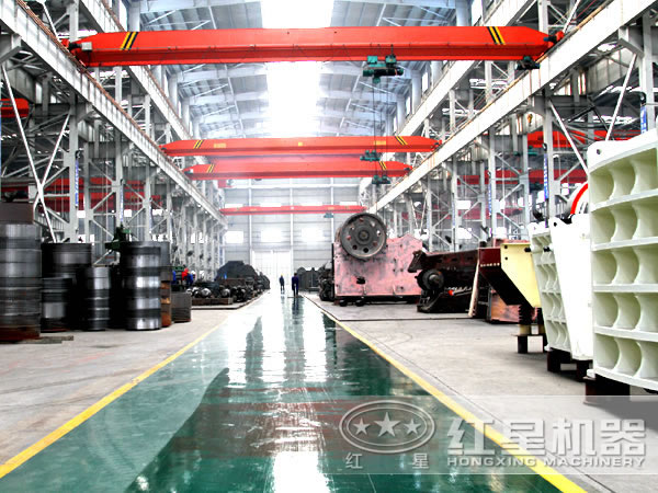 歐版顎式破碎機生產(chǎn)廠區(qū) 歐版顎式破碎機生產(chǎn)廠區(qū)