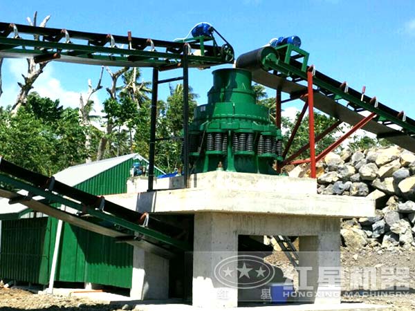 圓錐破碎機作業(yè)現(xiàn)場 圓錐破碎機作業(yè)現(xiàn)場