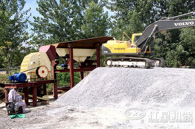 PCZ型重錘式破碎機(jī)現(xiàn)場