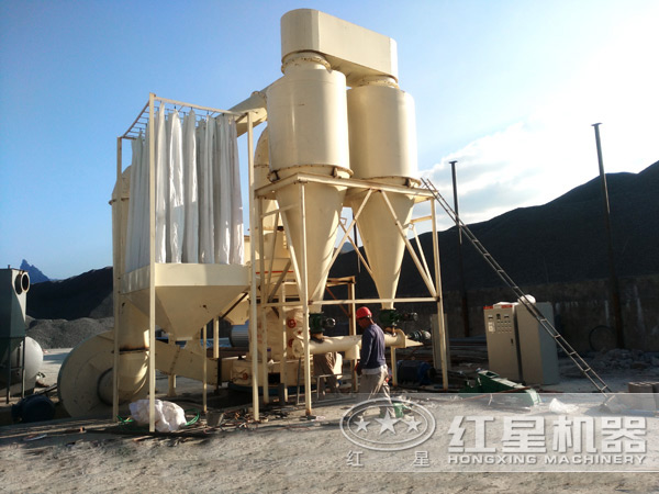 石頭磨粉機(jī)生產(chǎn)現(xiàn)場(chǎng) 石頭磨粉機(jī)生產(chǎn)現(xiàn)場(chǎng)