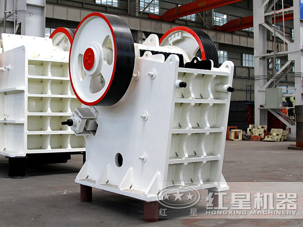 鄂式破碎機(jī) 鄂式破碎機(jī)