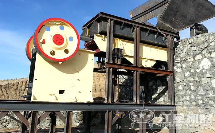 煤炭粉碎機(jī)作業(yè)現(xiàn)場 煤炭粉碎機(jī)作業(yè)現(xiàn)場