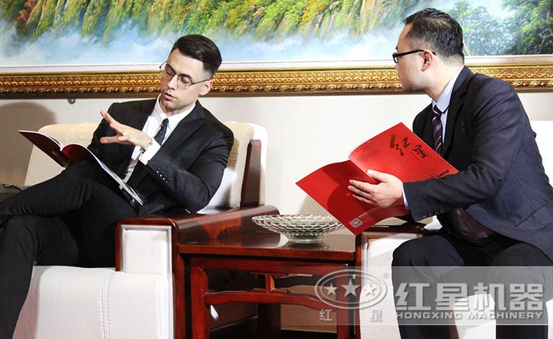 客戶來廠參觀、了解設(shè)備