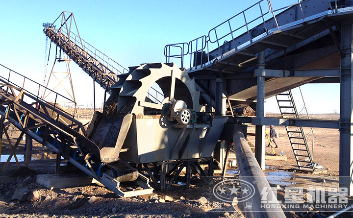 洗砂現(xiàn)場(chǎng) 洗砂現(xiàn)場(chǎng)