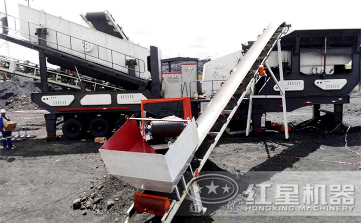 車載移動(dòng)式打砂機(jī)客戶現(xiàn)場(chǎng) 車載移動(dòng)式打砂機(jī)客戶現(xiàn)場(chǎng)