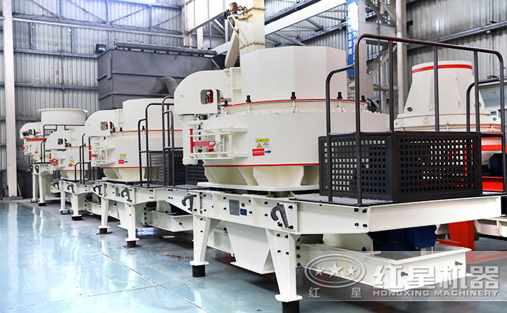 立軸沖擊式制砂機(jī)車間