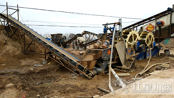 洗沙、細(xì)沙回收現(xiàn)場(chǎng)