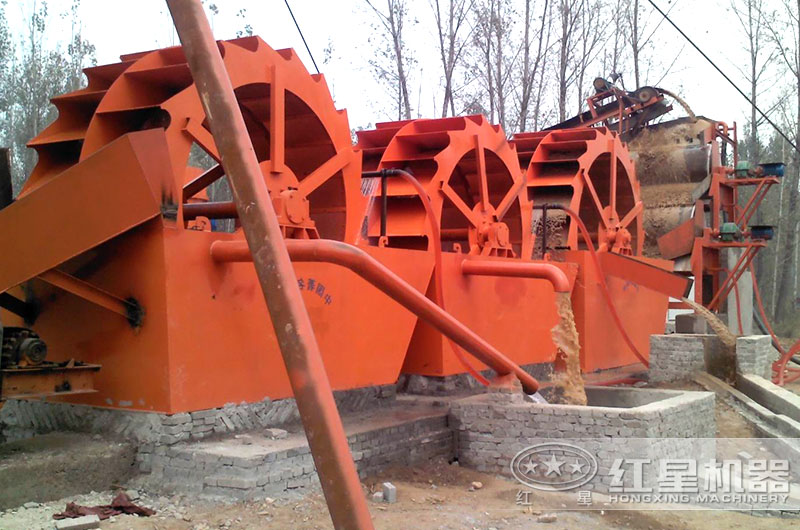 洗砂生產(chǎn)現(xiàn)場