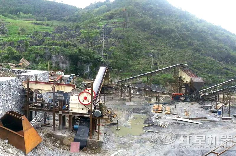 碎石現(xiàn)場(chǎng) 碎石現(xiàn)場(chǎng)