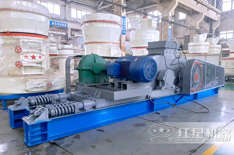 對輥式制砂機(jī) 對輥式制砂機(jī)