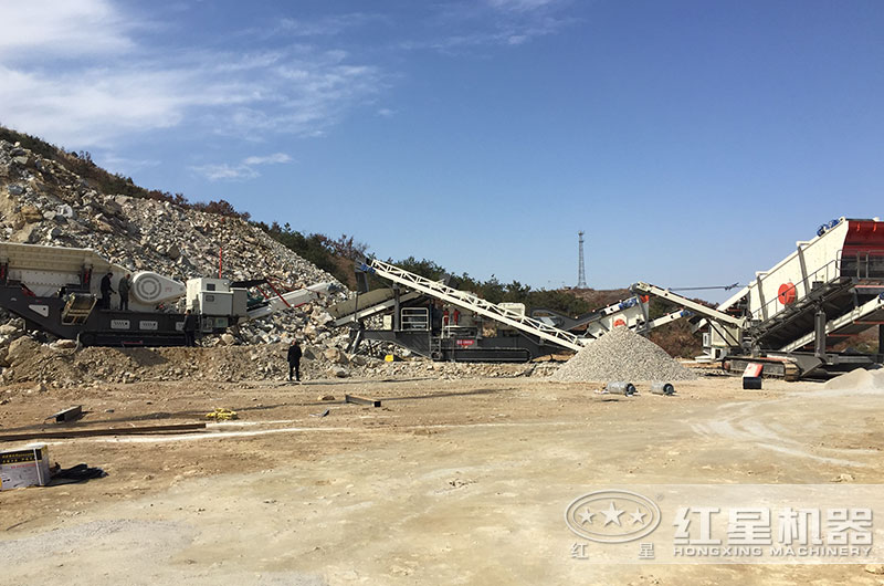 移動(dòng)破碎機(jī)生產(chǎn)現(xiàn)場(chǎng) 移動(dòng)破碎機(jī)生產(chǎn)現(xiàn)場(chǎng)