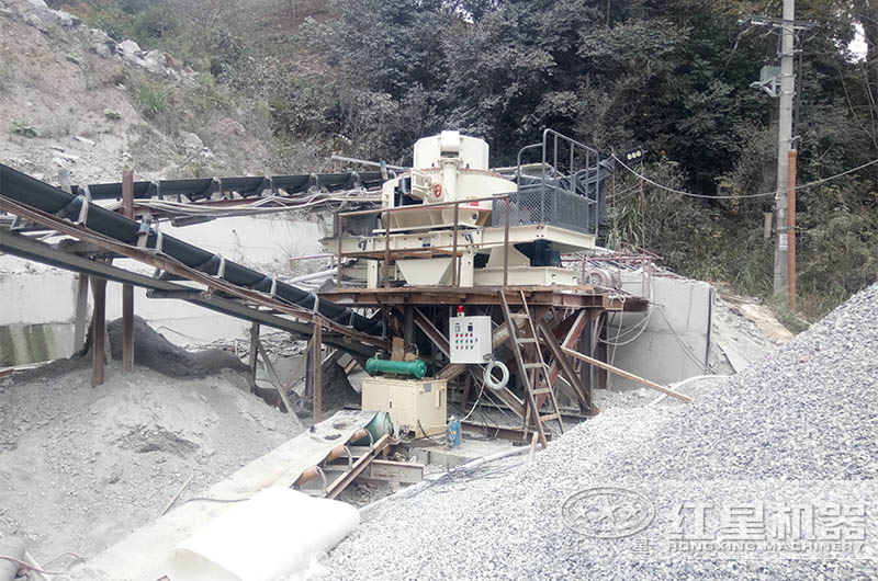 固定式石灰石制砂現(xiàn)場(chǎng) 固定式石灰石制砂現(xiàn)場(chǎng)
